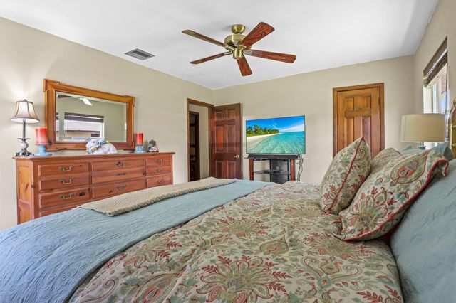 8480 Hidden Pines Road, Fort Pierce, FL 34945