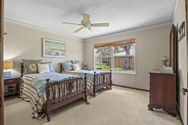 8480 Hidden Pines Road, Fort Pierce, FL 34945