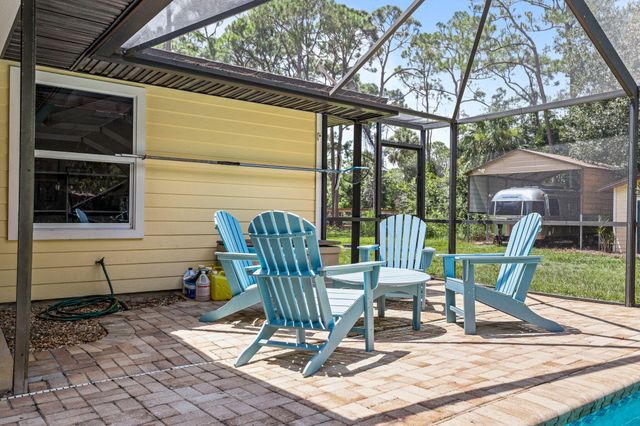 8480 Hidden Pines Road, Fort Pierce, FL 34945