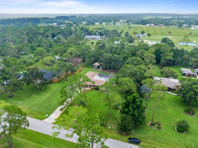 8480 Hidden Pines Road, Fort Pierce, FL 34945