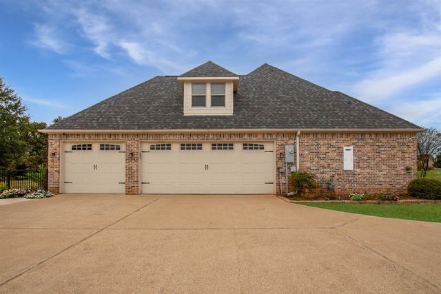 21882 Syrah Ln, Tyler, TX 75703