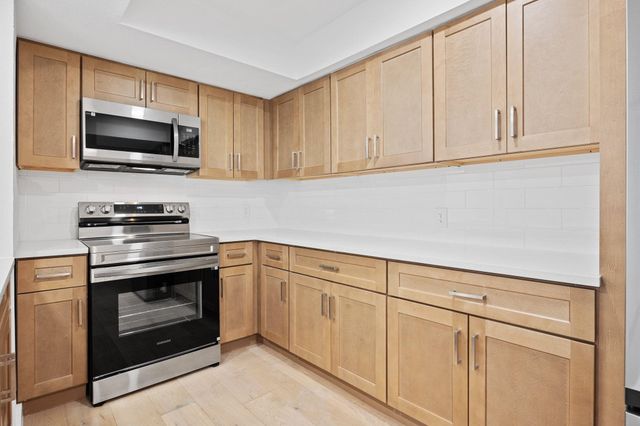 1905 Cedar Ridge DR A, Austin, TX 78741