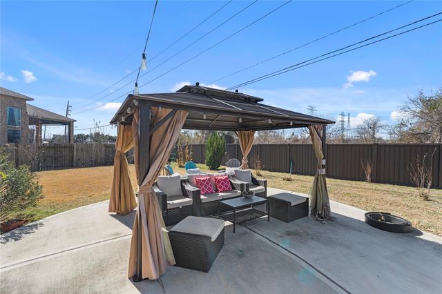 4303 Shaded Arbor Way, Sugar Land, TX 77479