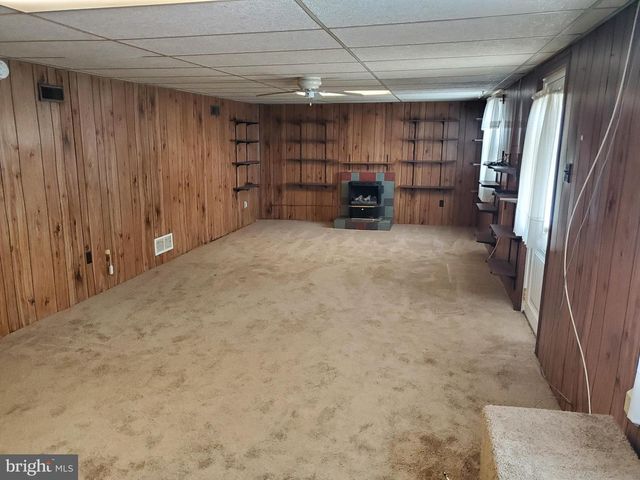 119 N MOUNT AIRY RD, Coatesville, PA 19320