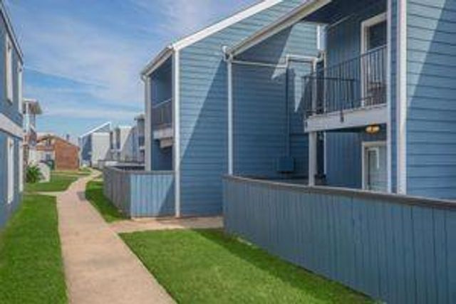 801 S Allen Genoa RD 25, South Houston, TX 77587