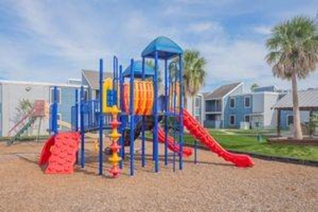 801 S Allen Genoa RD 25, South Houston, TX 77587