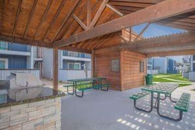 801 S Allen Genoa RD 25, South Houston, TX 77587