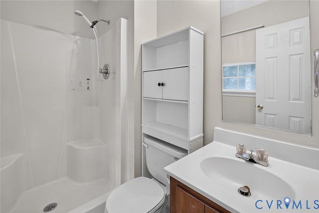 8395 Dell Ray Dr, Mechanicsville, VA 23116