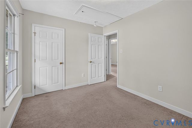 8395 Dell Ray Dr, Mechanicsville, VA 23116