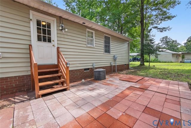 8395 Dell Ray Dr, Mechanicsville, VA 23116