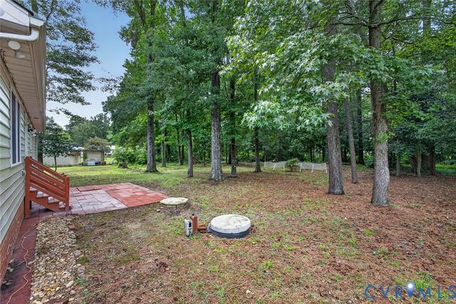 8395 Dell Ray Dr, Mechanicsville, VA 23116