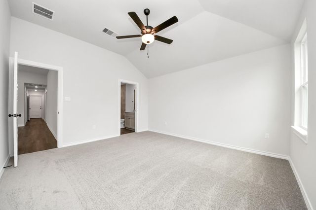 18720 Loom Drive, Conroe, TX 77306