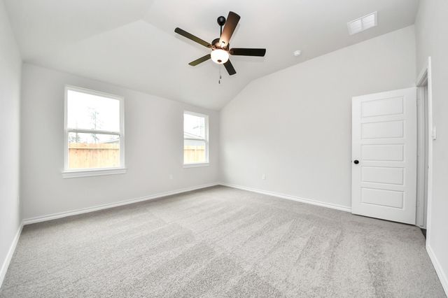 18720 Loom Drive, Conroe, TX 77306
