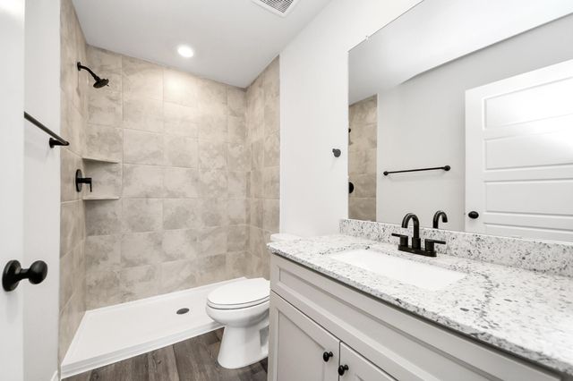 18720 Loom Drive, Conroe, TX 77306