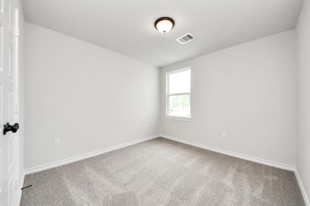 18720 Loom Drive, Conroe, TX 77306