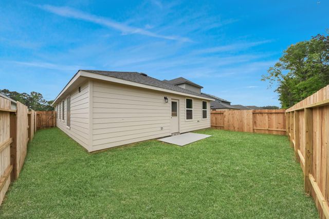 18720 Loom Drive, Conroe, TX 77306