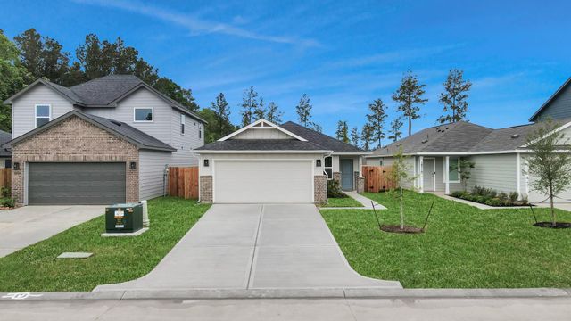 18720 Loom Drive, Conroe, TX 77306