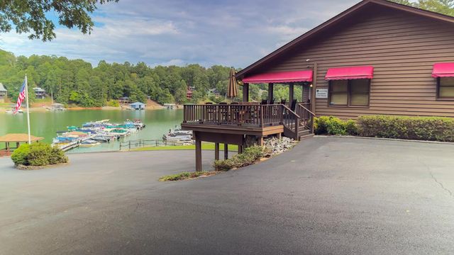 622 Lakeside Drive, Blairsville, GA 30512