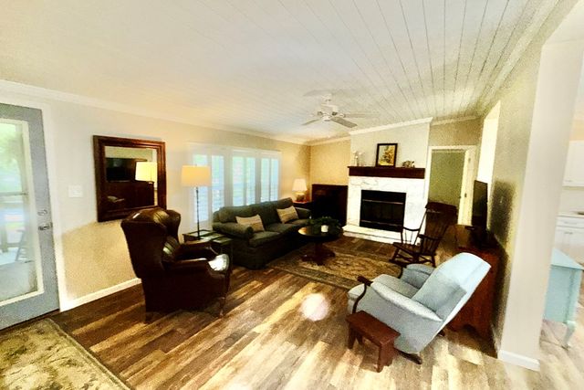 622 Lakeside Drive, Blairsville, GA 30512