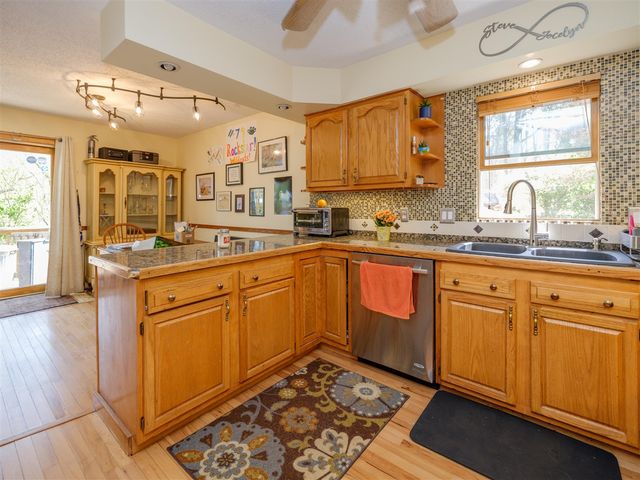 4060 S 5th Street, Kalamazoo, MI 49009