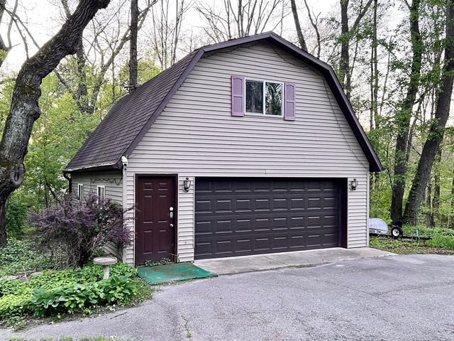 4060 S 5th Street, Kalamazoo, MI 49009