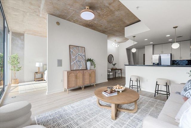 360 Nueces ST 2807, Austin, TX 78701