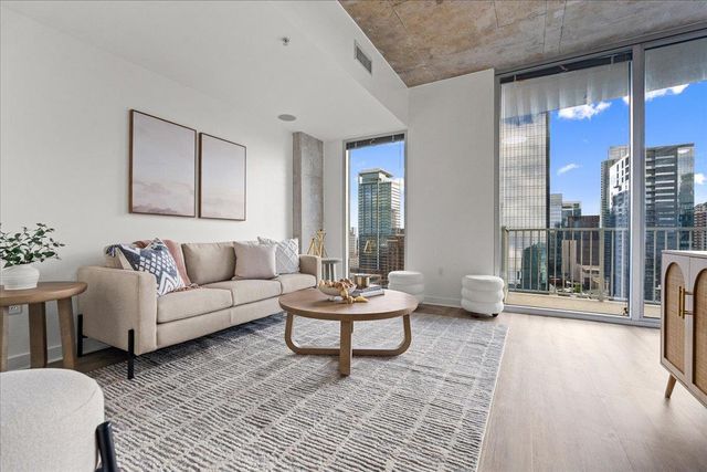 360 Nueces ST 2807, Austin, TX 78701