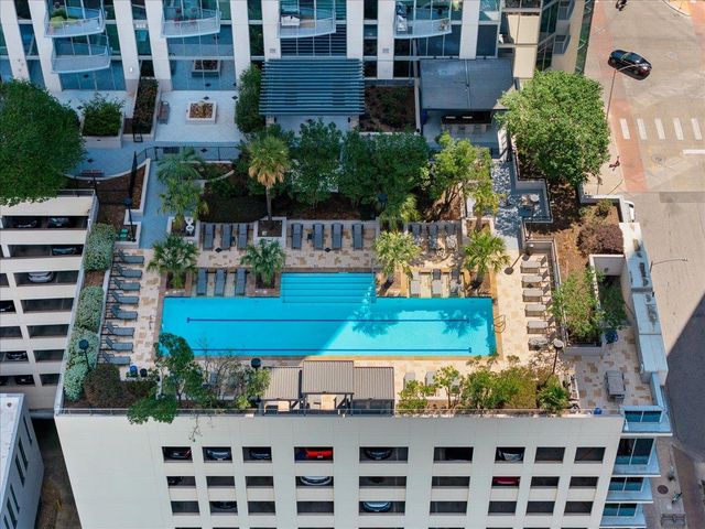 360 Nueces ST 2807, Austin, TX 78701