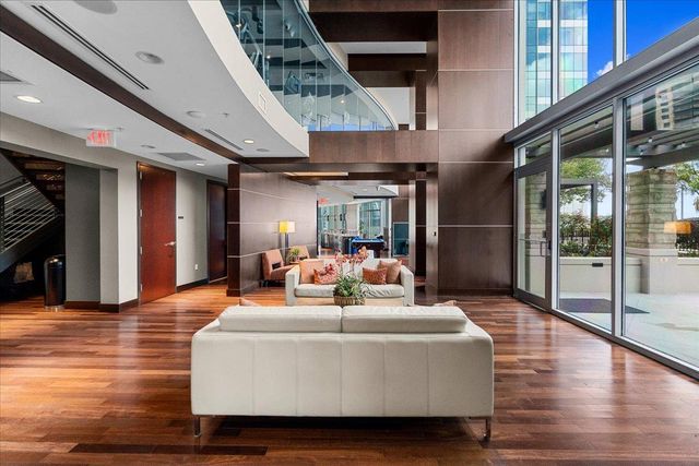 360 Nueces ST 2807, Austin, TX 78701