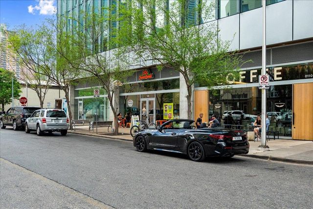 360 Nueces ST 2807, Austin, TX 78701