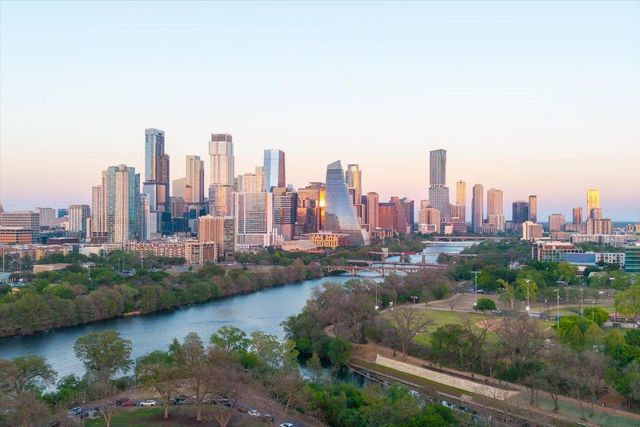 360 Nueces ST 2807, Austin, TX 78701