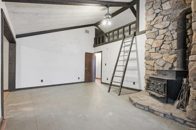 2219 N 300 E Road, Anderson, IN 46012