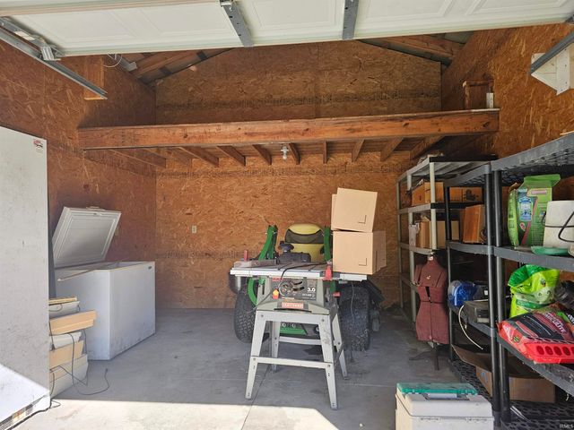 2219 N 300 E Road, Anderson, IN 46012