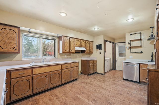 2219 N 300 E Road, Anderson, IN 46012