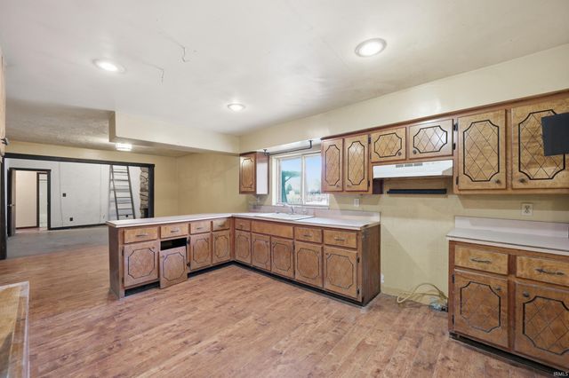 2219 N 300 E Road, Anderson, IN 46012