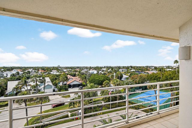 176 Helios Drive 401, Jupiter, FL 33477