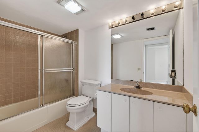 176 Helios Drive 401, Jupiter, FL 33477