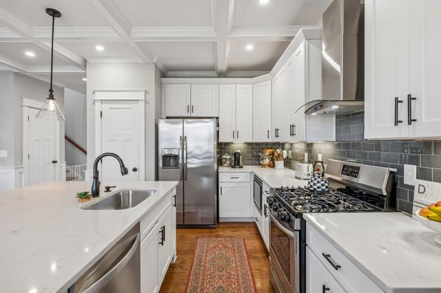435 Westboro Dr, Nashville, TN 37209