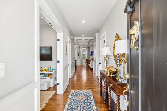435 Westboro Dr, Nashville, TN 37209