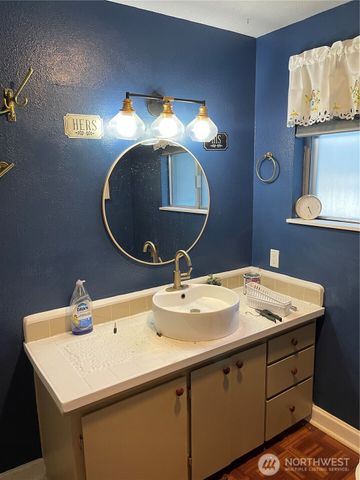 16460 Scandia Road NW, Poulsbo, WA 98370