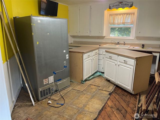 16460 Scandia Road NW, Poulsbo, WA 98370