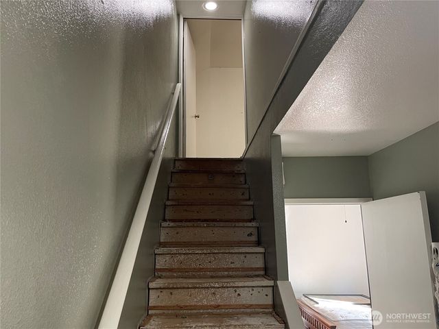 16460 Scandia Road NW, Poulsbo, WA 98370