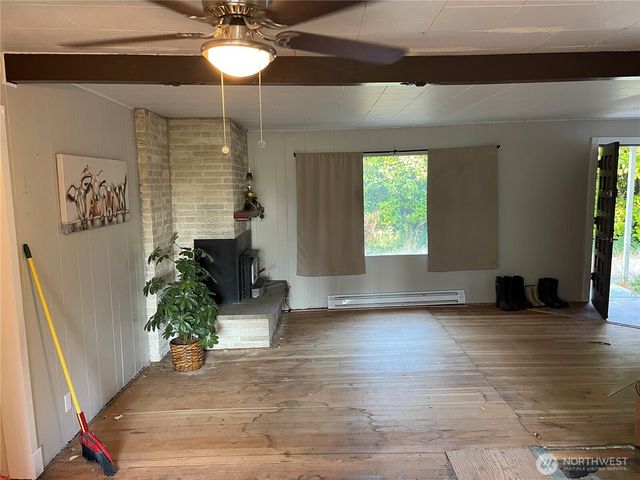 16460 Scandia Road NW, Poulsbo, WA 98370