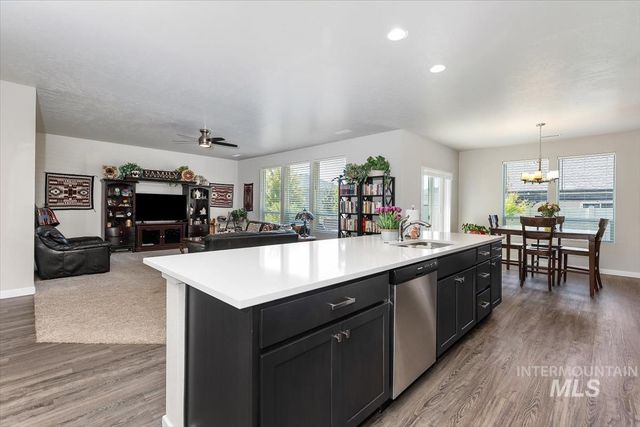 5333 N Adale Ave, Meridian, ID 83646