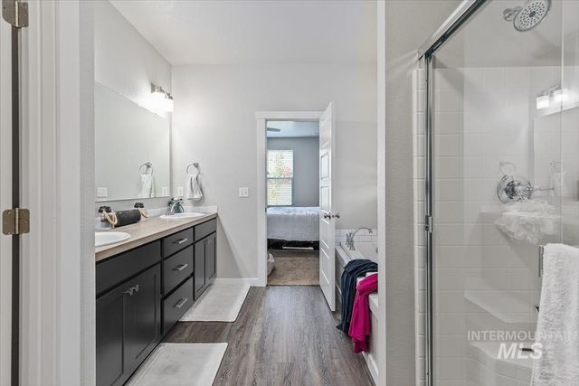 5333 N Adale Ave, Meridian, ID 83646