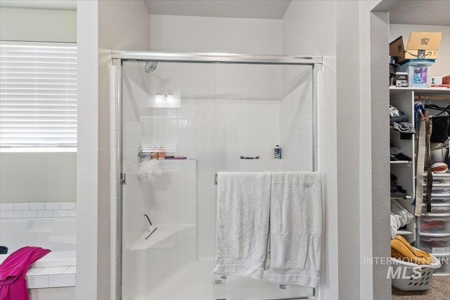 5333 N Adale Ave, Meridian, ID 83646