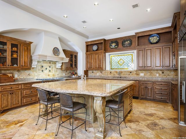 222 Farne Castle, Shavano Park, TX 78249