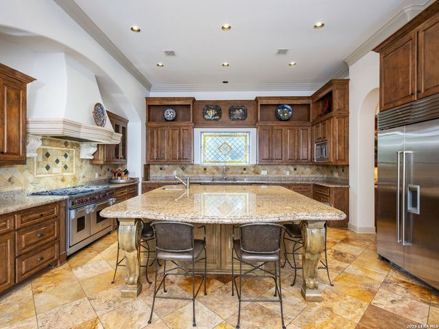 222 Farne Castle, Shavano Park, TX 78249