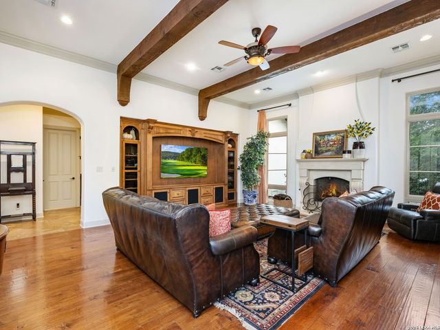 222 Farne Castle, Shavano Park, TX 78249