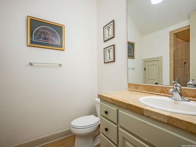 222 Farne Castle, Shavano Park, TX 78249